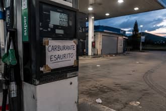 Carburante a secco in Puglia, Calabria, Basilicata: cosa sta succedendo e rischi per Sicilia e altre regioni