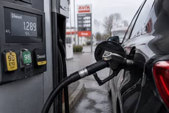 Quanto � il reale risparmio sul pieno dell'auto con taglio accise fino 7 novembre e tetto prezzi diesel e benzina
