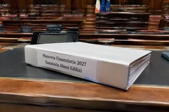 Sanatoria edilizia, il condono torna in manovra per trovare soldi: da abusi minori a riapertura del precedente