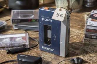 Walkman vintage comprato per pochi euro al mercato delle pulci: vale una piccola fortuna