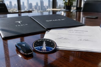 Fusione Tesla-SpaceX: quali sono gli obiettivi di Elon Musk e chi ci guadagna davvero