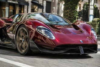 Ha ordinato una supercar 3 anni fa e la aspetta ancora: una Ferrari, al confronto, sembra una Volkswagen