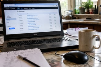 Ho lavorato per addestrare ChatGPT: cosa facevo, quanto guadagnavo e perch� ho smesso: il racconto di Martina