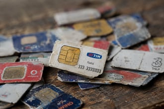 Mr Sim e la pi� grande collazione di Sim italiana e quali schede per cellulari se si trovano in casa possono valere una fortuna