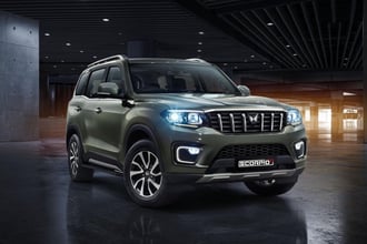 Auto Mahindra