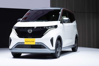 Auto Nissan