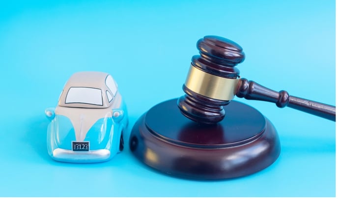 A chi va l'auto intestata solo a marito o moglie in caso di divorzio?