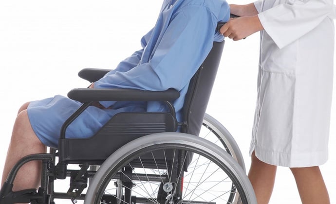 Aiuti per chi assiste un invalido o disabile. Dalle legge 104 a bonus fiscali e 