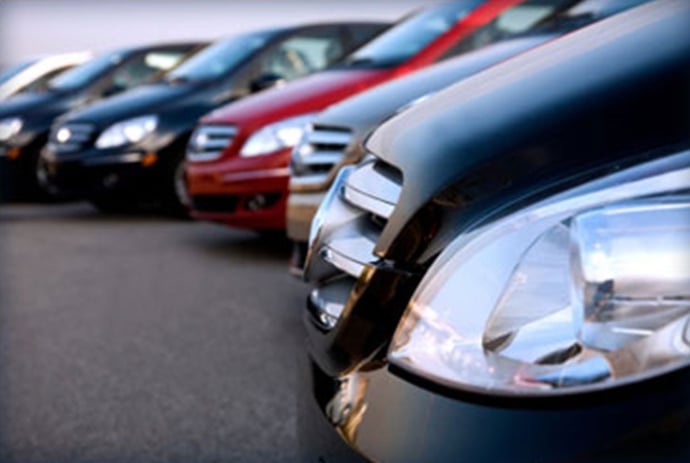 Auto a km 0: i controlli da fare prima dell'acquisto
