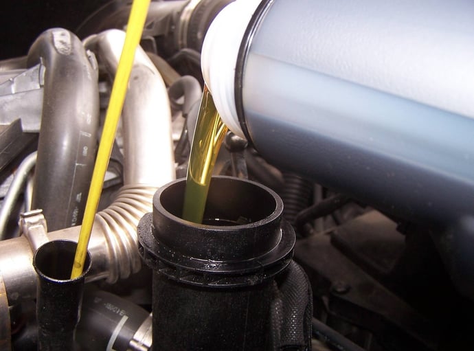 Cambio olio motore: ogni quanto va fatto?