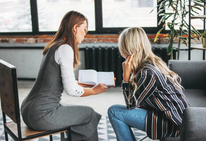 Che cosa comporta l'allontanamento dal lavoro ingiustificato per dipendenti pubb