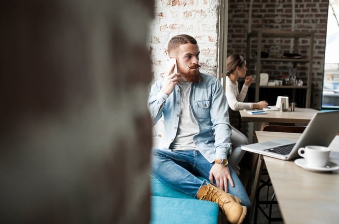 Chi decide e organizza le pause in azienda? Il dipendente pu� farlo in modo indi