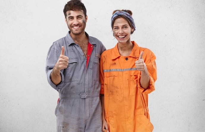 Chi deve lavare la tuta da lavoro o la divisa? Il dipendente o l'azienda?