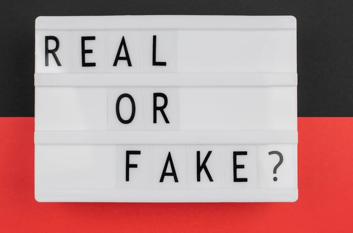 Come cancellare recensioni false su Google? Tutti i sistemi realmente funzionant