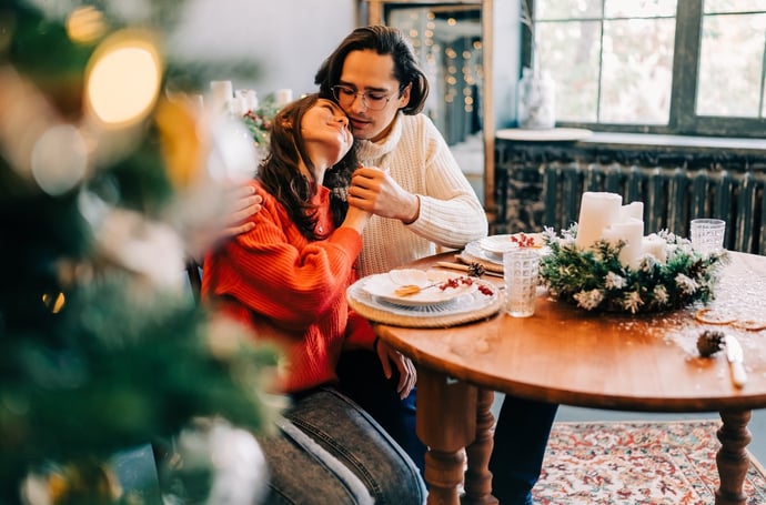 Un figlio pu� comprare casa dai genitori? E come si deve fare tra procedura, att