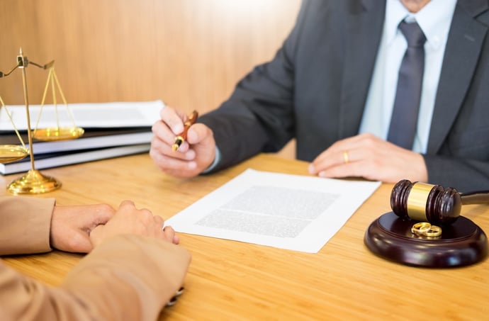 Come fare a divorziare il pi� velocemente possibile? I sistemi 2022 a confronto