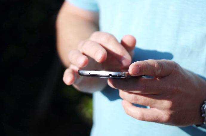 Come fare a far togliere una notizia su se stesso online su Internet non desider