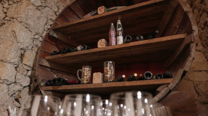 Come fare una cantina sotterranea nella propria casa? permessi, tempi e costi