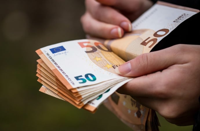 Come funziona un fido bancario? Procedura, domanda, requisiti, costi e restituzi