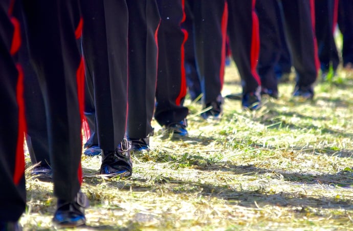 Come � il lavoro del carabiniere? I pro e contro su stipendio, condizioni contra