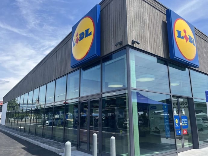 Come � lavorare in Lidl? Ci si trova bene? Stipendi, bonus, ambiente, possibilit