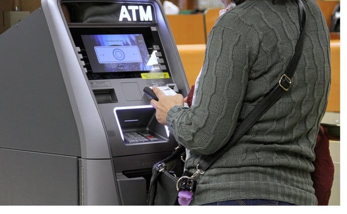 Come prelevare dallo sportello bancomat in sicurezza?