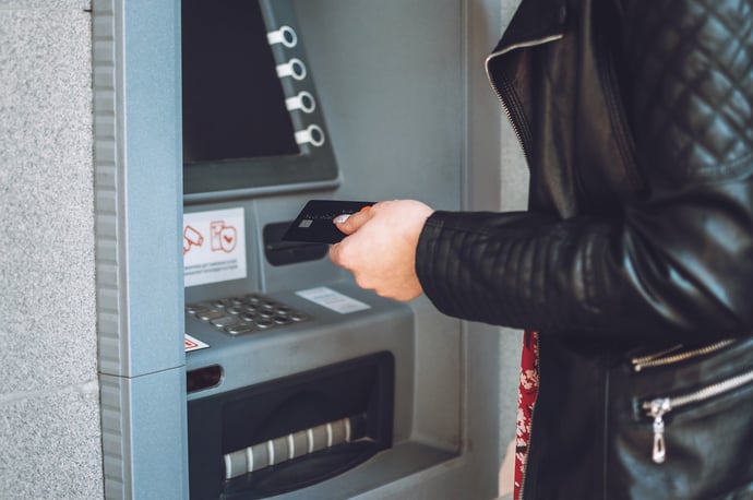 Conto corrente bloccato per indagini. Quando avviene e cosa si deve fare per dif