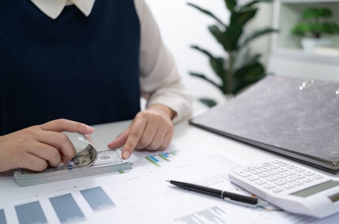 Esiste un conto deposito di Poste Italiane? No, ma ci sono investimenti di Poste