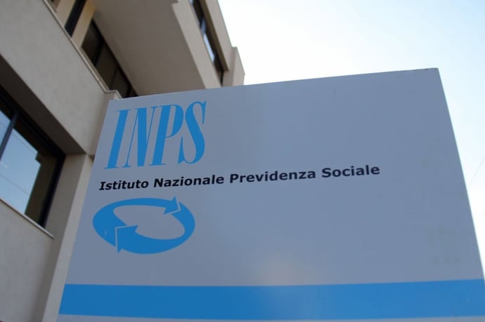 Al via verifiche in tempo reale INPS nel 2024 su contributi pensioni non pagati