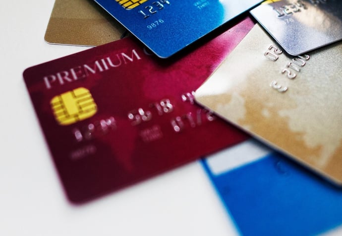 Conviene di pi� fare una carta di credito Visa o Mastercard? I pro e contro