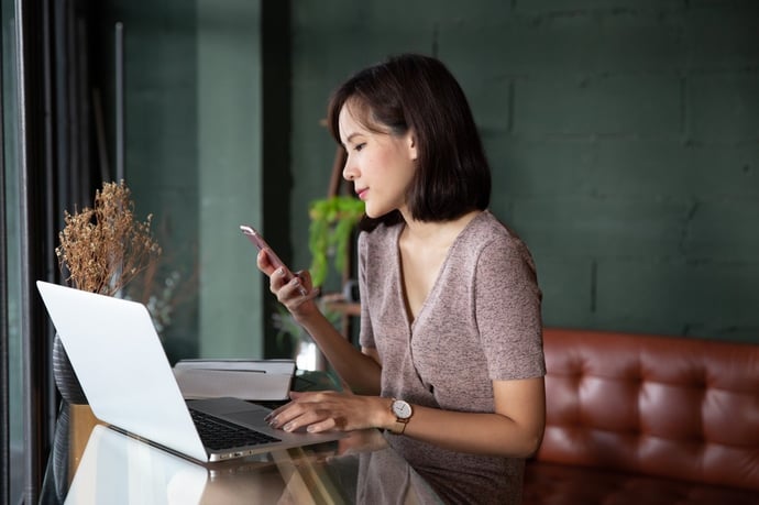 Se mi sento male al lavoro, cosa bisogna fare per uscire prima