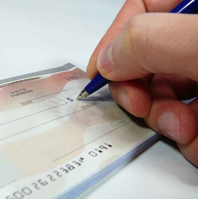 Cosa fare per annullare un assegno postdatato