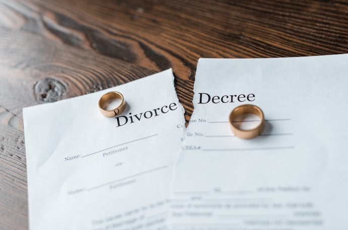 Cosa significa divorzio con colpa e separazione con addebito? Spiegazioni, chiar