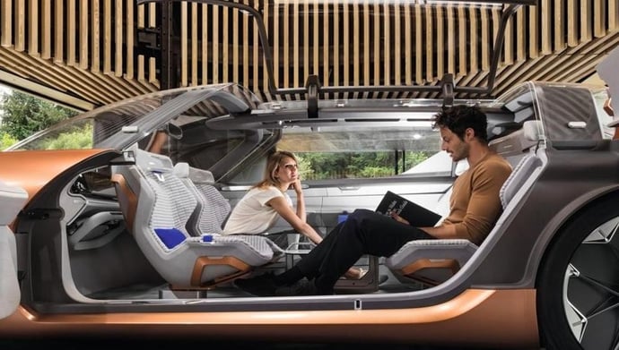 Dalla guida assistita alla guida autonoma: i 5 livelli