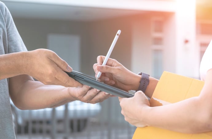 Differenza tra firma elettronica e firma digitale, quali sono e cosa cambia real