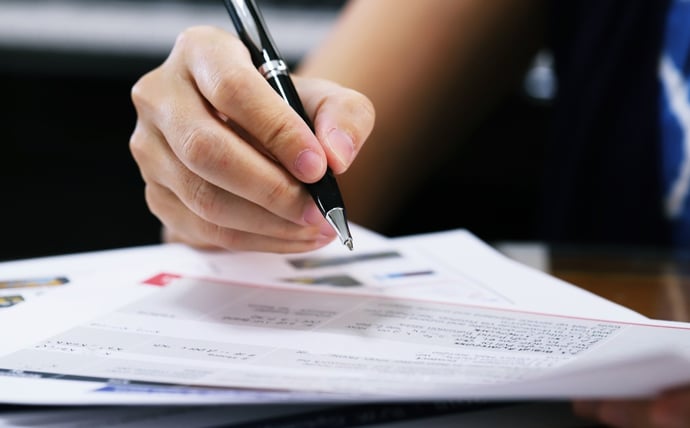 Differenze tra scrittura privata e atto pubblico e relativi vantaggi e svantaggi