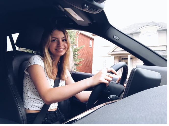 Documenti obbligatori da tenere in auto secondo normative e Codice della Strada 
