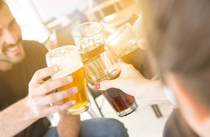 Dopo quanto tempo si pu� guidare se si � bevuto birra? Calcoli da fare con esemp