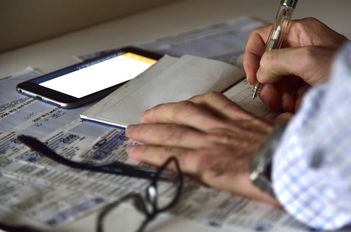Entro quanto tempo un assegno deve essere depositato in banca? Un assegno pu� sc