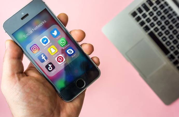 Facebook e Instagram sono prove valide per accertamenti fiscali Agenzia Entrate?