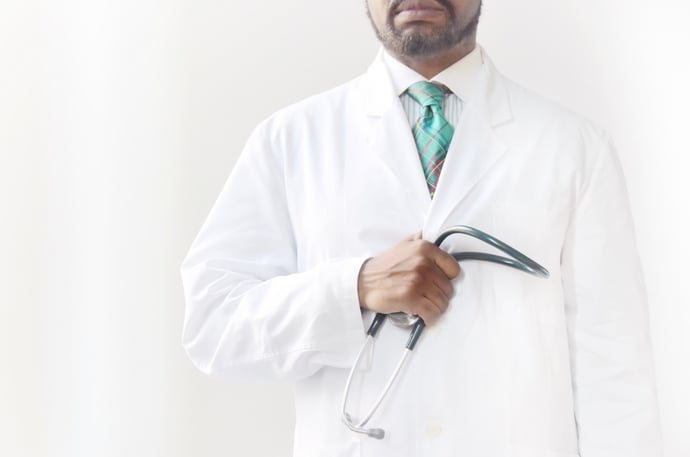 Quante ferie hanno i medici ospedalieri e quanto sono pagate secondo contratto m