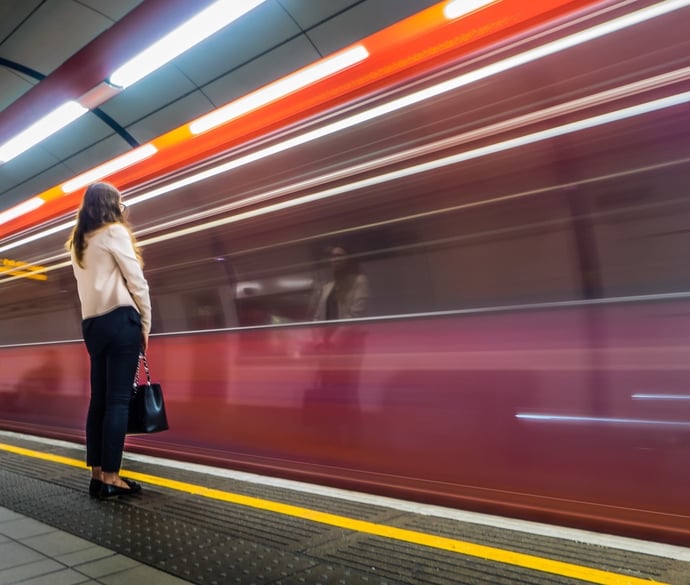 Quali sono i poteri di un controllore dell'autobus? E' un pubblico ufficiale?
