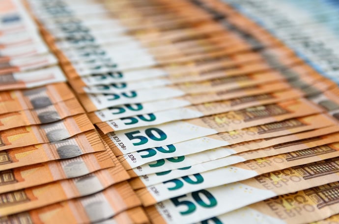 Investire in Poste da 100 a 500 euro al mese al meglio. I consigli degli esperti