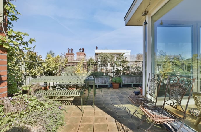 Come e quando si pu� costruire un giardino d'inverno su balcone o terrazzo? Norm