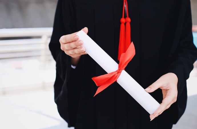 Laurea triennale o magistrale? Le differenze e i pro e contro
