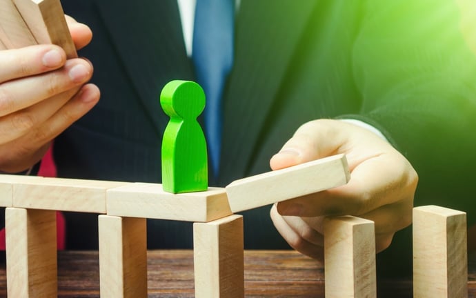Mancata promozione sul lavoro, quando � un danno e si pu� richiedere risarciment