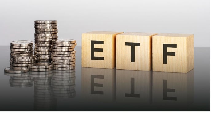 Le differenze con esempi tra Etf ACC (Accumulazione) e Etf DIST (Distribuzione) 