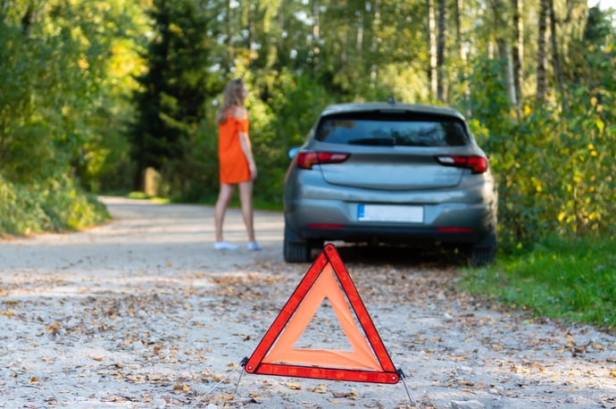 Quando bisogna fermarsi in un incidente stradale per non rischiare omissioni di 