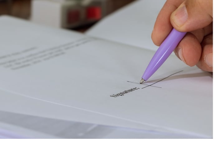 Quando � obbligatoria l'autenticazione di una firma in un documento o contratto 