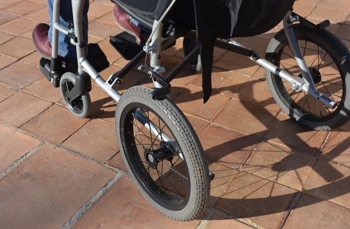 Quando si ha diritto gratis a sedie rotelle, carrozzina, stampelle e altri aiuti